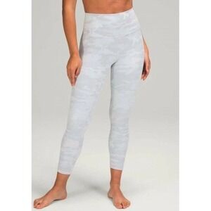 Lululemon Wunder Under High-Rise Tight 18 Luxtreme White Alpine Camo Cropped